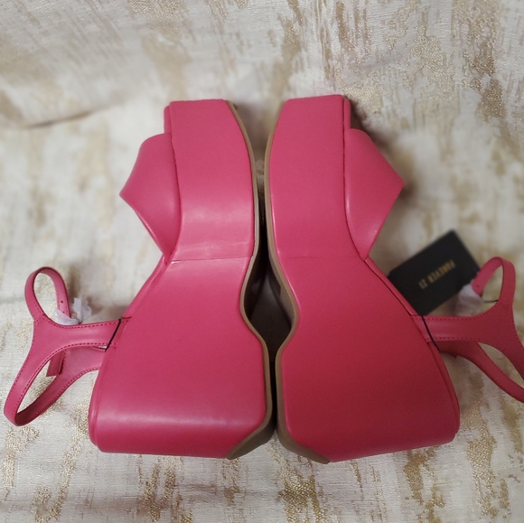 NWT Forever 21 Liliana pink platform pumps Size 7.5 - Picture 3 of 6